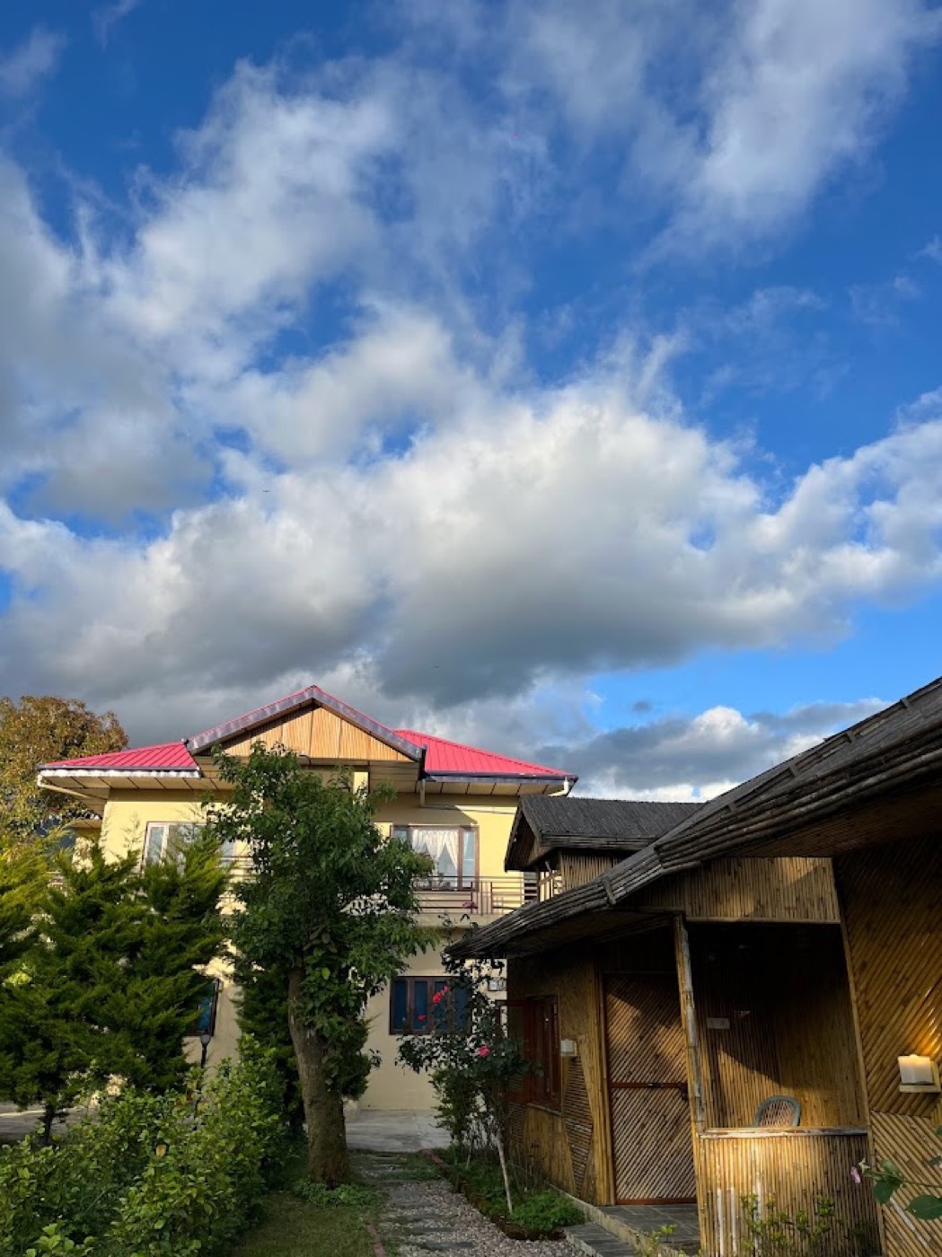 A moment from an Avyukta Circle retreat