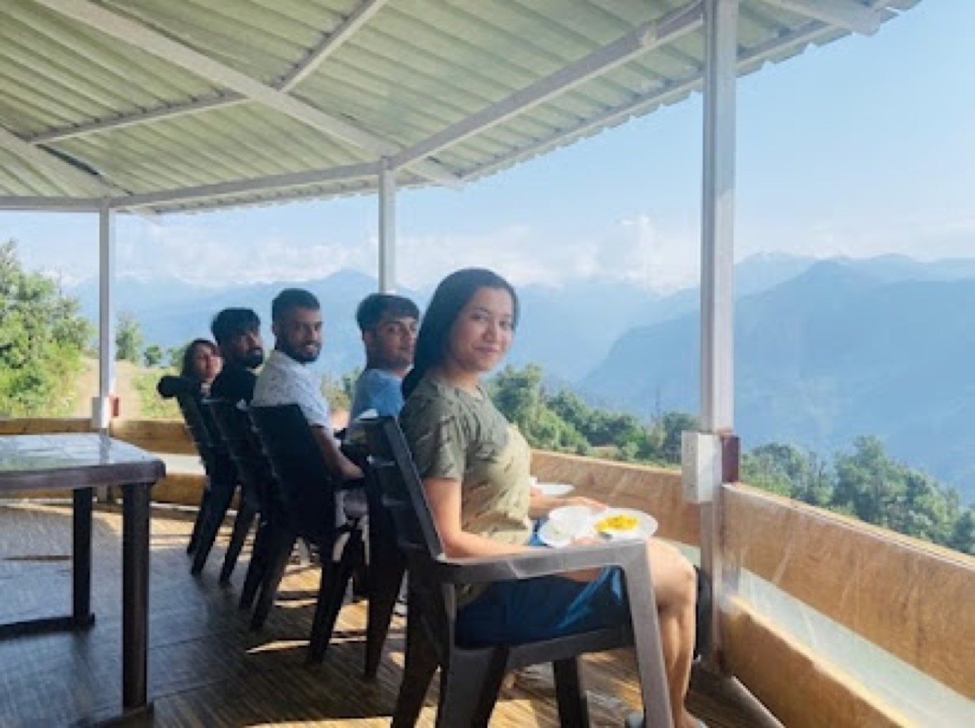 A moment from an Avyukta Circle retreat
